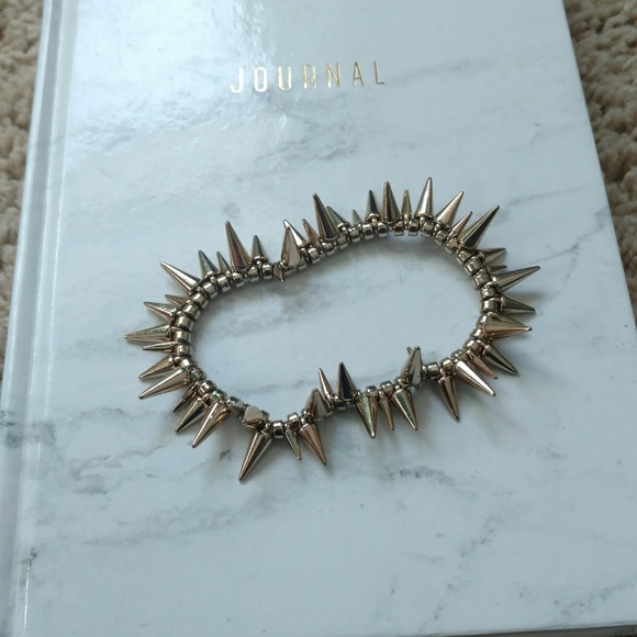 Forever 21 Jewelry - Edgy gold spiky bracelet